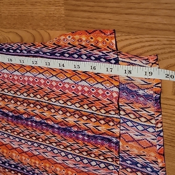 paper Crane Halter Multicolor Blouse Size Small EUC - Picture 9 of 9